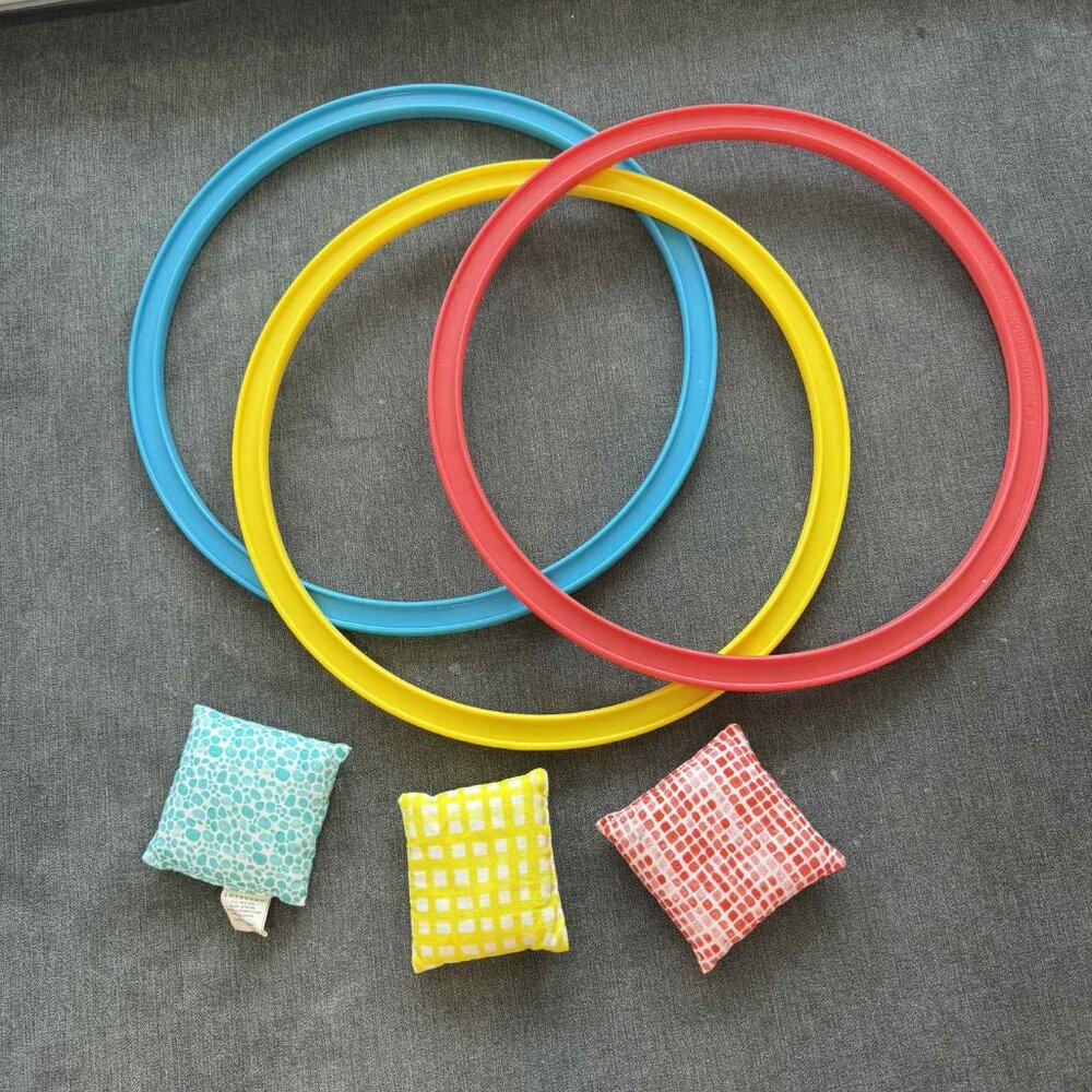 Lovevery Jump-In Eco Hoops & Organic Cotton Bean Bags Investigator 31–33 months
